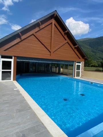 Le Nid Douillet Du Pic D'Aran Apartment Bagneres-de-Luchon Ngoại thất bức ảnh
